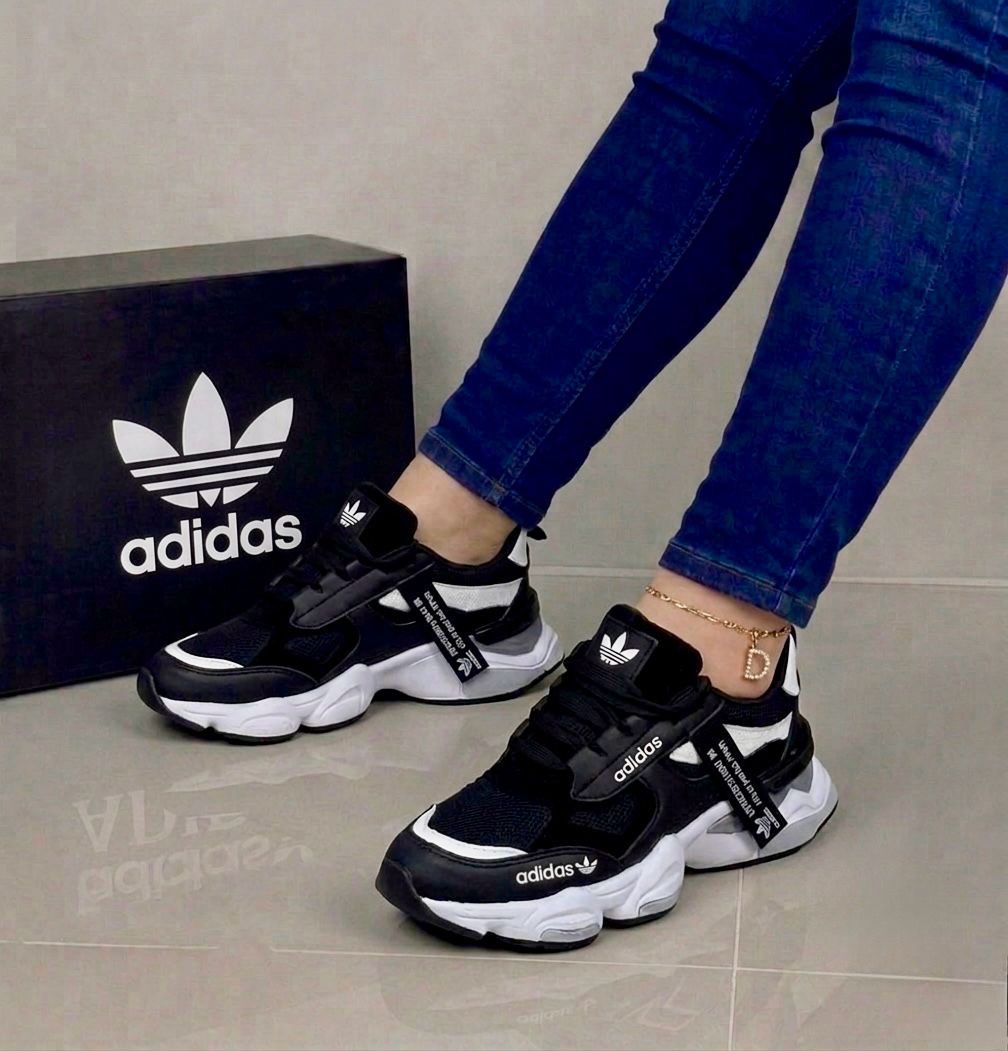 Zapatilla Adidas Corazon