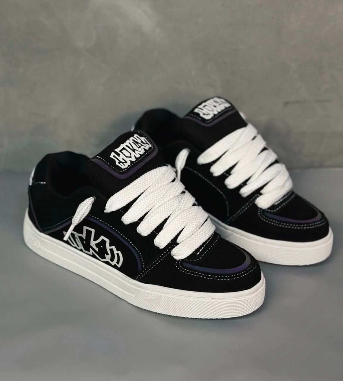 ZAPATILLA LOKAL
