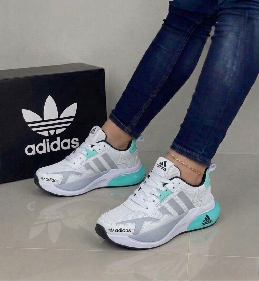 ZAPATILLA ADIDAS COLORIDO