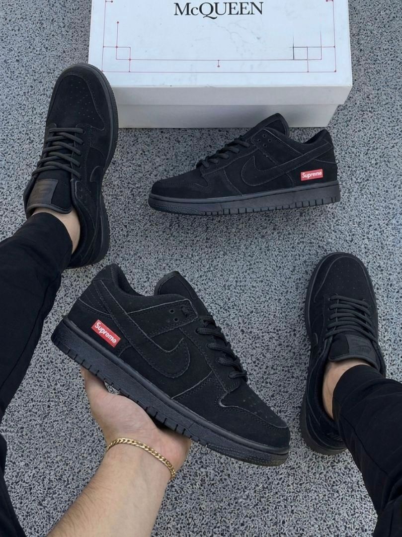 ZAPATILLA NIKE SUPREME
